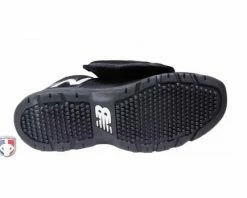 New Balance Referee And Umpire Shoes New Balance V3 Black & White Mid-Cut Umpire Plate Shoes -Baseball Gear Sales MU460XT3 New Balance V3 Black White Mid Cut Umpire Plate Shoes Sole View