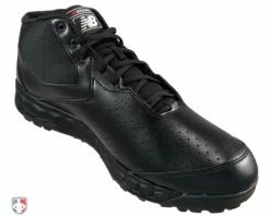 New Balance Referee And Umpire Shoes New Balance V3 All-Black Mid-Cut Umpire Base Shoes -Baseball Gear Sales MUM950B3 New Balance V3 All Black Mid Cut Umpire Base Shoes Inside Front Angled View