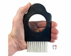 3-in-1 Softball Umpire Plate Brush Tool With Scraper -Baseball Gear Sales SB2000 3 in 1 Softball Umpire Plate Brush Tool with Scraper in hand