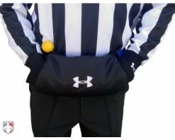Under Armour Undeniable Handwarmer 9 Under Armour Undeniable Handwarmer -Baseball Gear Sales UA WARMER WORN FRONT CLOSEUP HANDS IN